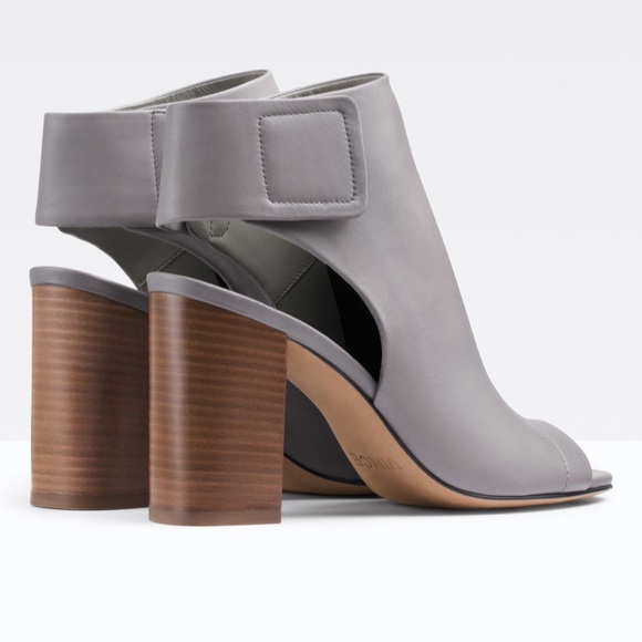 Vince Truffle Le Faye Leather Peep Toe Booties - Picture 2 of 10